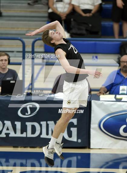 Thumbnail 1 in Notre Dame (SO) vs. Calabasas (CIF SS D2 Final) photogallery.
