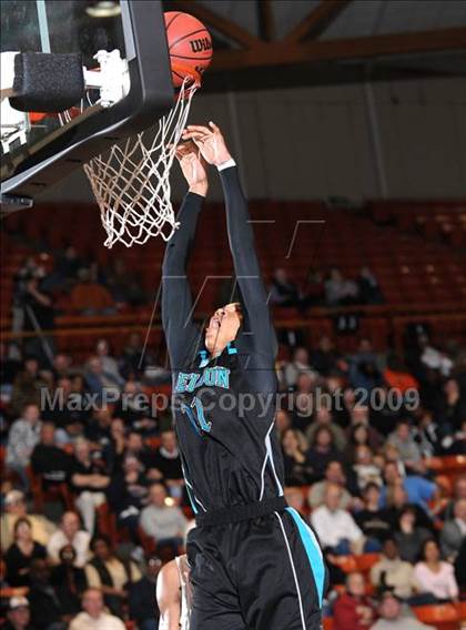 Thumbnail 1 in Golden Valley vs. Sheldon (CIF SJS D1 Playoffs) photogallery.