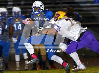 Thumbnail 3 in Lynwood vs. Gahr photogallery.