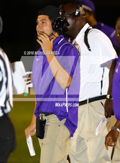 Thumbnail 3 in Lynwood vs. Gahr photogallery.