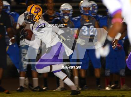 Thumbnail 3 in Lynwood vs. Gahr photogallery.