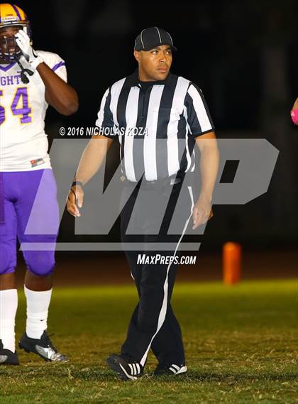 Thumbnail 2 in Lynwood vs. Gahr photogallery.