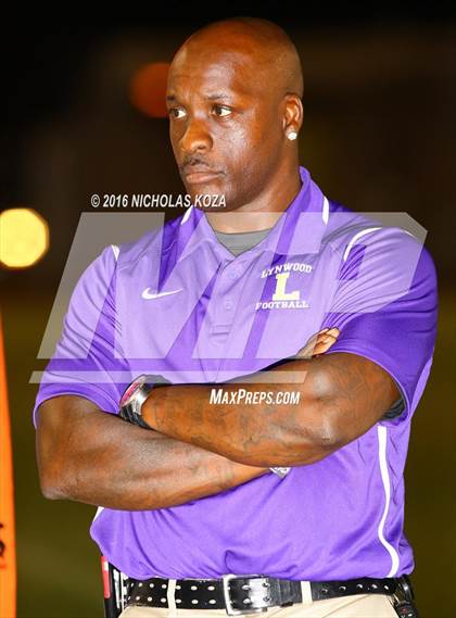Thumbnail 1 in Lynwood vs. Gahr photogallery.