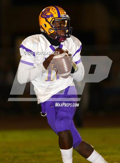 Thumbnail 3 in Lynwood vs. Gahr photogallery.