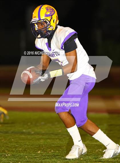 Thumbnail 3 in Lynwood vs. Gahr photogallery.