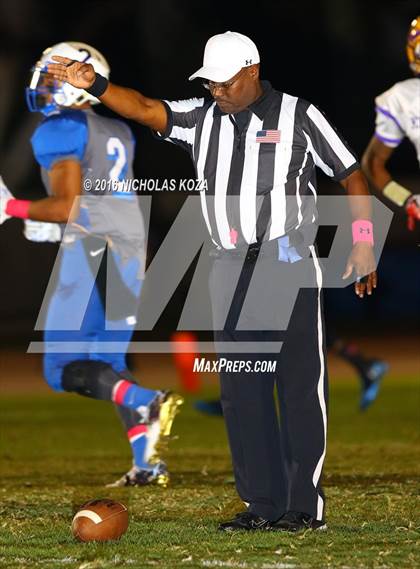 Thumbnail 1 in Lynwood vs. Gahr photogallery.