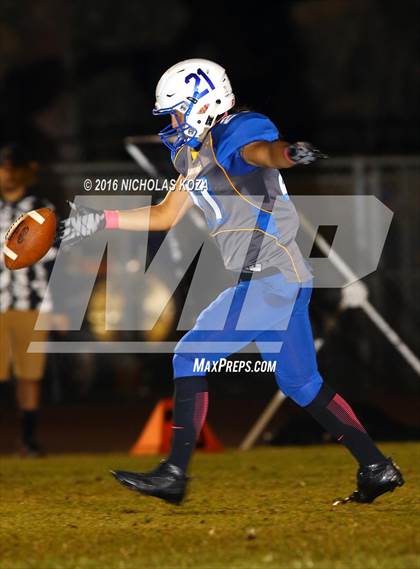 Thumbnail 1 in Lynwood vs. Gahr photogallery.