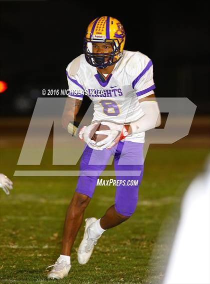 Thumbnail 2 in Lynwood vs. Gahr photogallery.