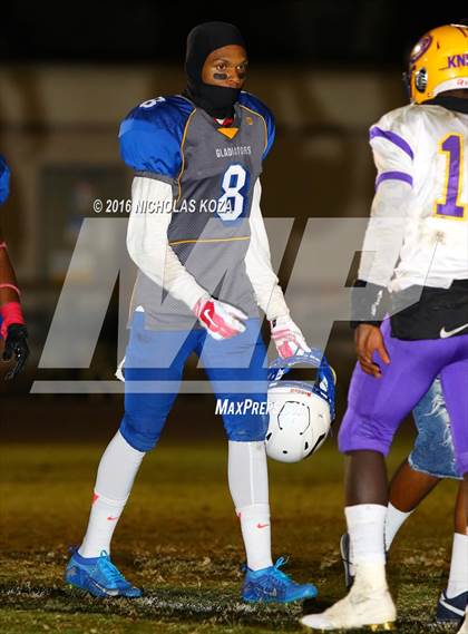 Thumbnail 1 in Lynwood vs. Gahr photogallery.