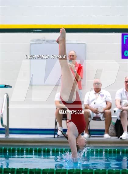 Thumbnail 3 in Christian Brothers Academy vs Jamesville Dewitt photogallery.