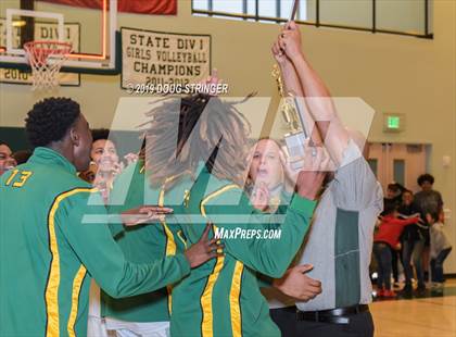 Thumbnail 2 in Monterey vs. Aptos (CIF-CCS Division III Championships) photogallery.
