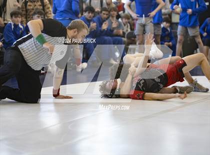 Thumbnail 3 in Westlake v Vista Ridge (Lunchroom Brawl) photogallery.