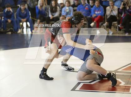 Thumbnail 3 in Westlake v Vista Ridge (Lunchroom Brawl) photogallery.