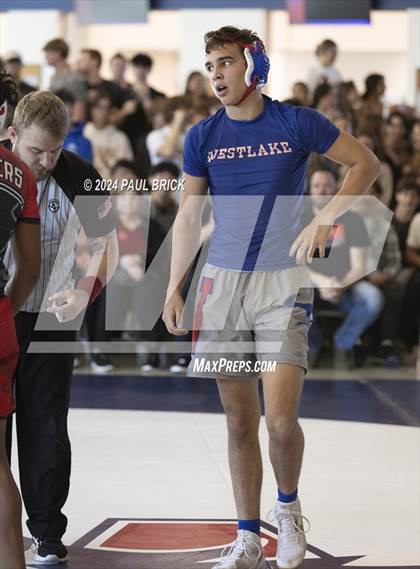 Thumbnail 2 in Westlake v Vista Ridge (Lunchroom Brawl) photogallery.