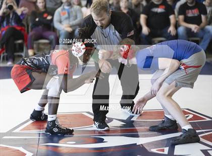 Thumbnail 2 in Westlake v Vista Ridge (Lunchroom Brawl) photogallery.
