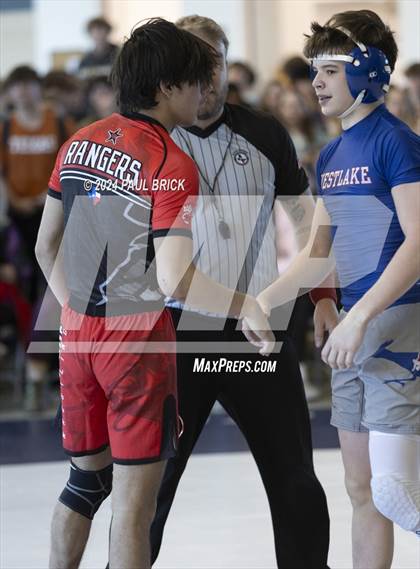 Thumbnail 2 in Westlake v Vista Ridge (Lunchroom Brawl) photogallery.