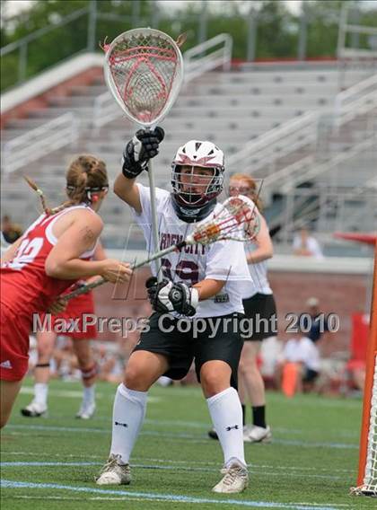 Thumbnail 1 in Garden City vs. Canandaigua (NYSPHSAA Class B Semifinal) photogallery.