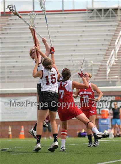 Thumbnail 1 in Garden City vs. Canandaigua (NYSPHSAA Class B Semifinal) photogallery.