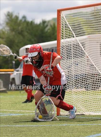 Thumbnail 1 in Garden City vs. Canandaigua (NYSPHSAA Class B Semifinal) photogallery.