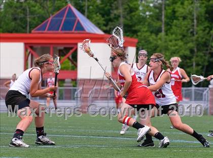 Thumbnail 2 in Garden City vs. Canandaigua (NYSPHSAA Class B Semifinal) photogallery.