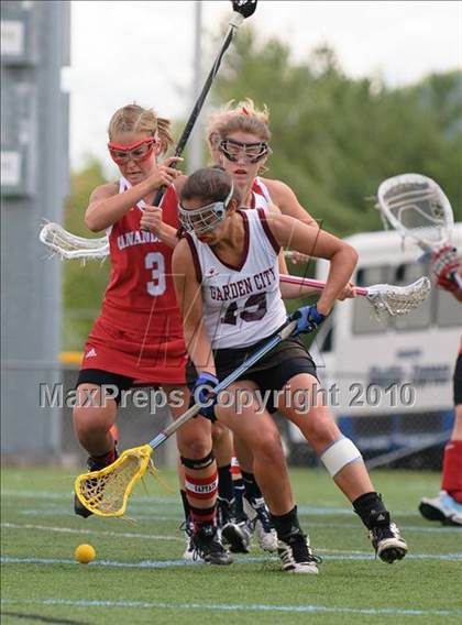 Thumbnail 1 in Garden City vs. Canandaigua (NYSPHSAA Class B Semifinal) photogallery.