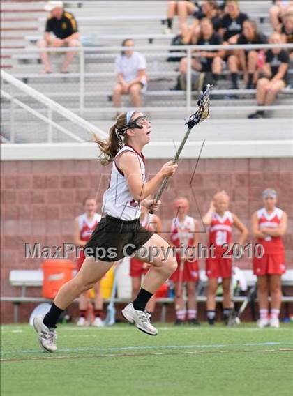 Thumbnail 2 in Garden City vs. Canandaigua (NYSPHSAA Class B Semifinal) photogallery.