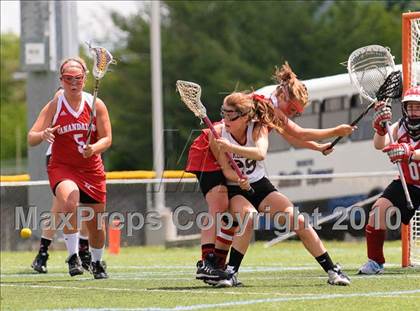 Thumbnail 2 in Garden City vs. Canandaigua (NYSPHSAA Class B Semifinal) photogallery.