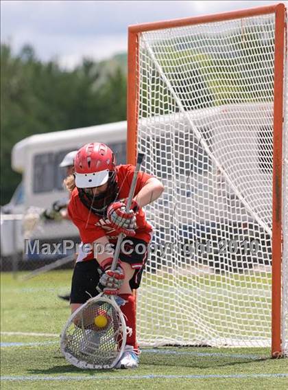 Thumbnail 1 in Garden City vs. Canandaigua (NYSPHSAA Class B Semifinal) photogallery.