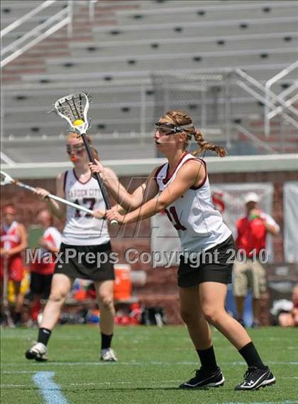 Thumbnail 1 in Garden City vs. Canandaigua (NYSPHSAA Class B Semifinal) photogallery.