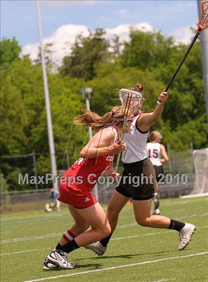 Thumbnail 2 in Garden City vs. Canandaigua (NYSPHSAA Class B Semifinal) photogallery.