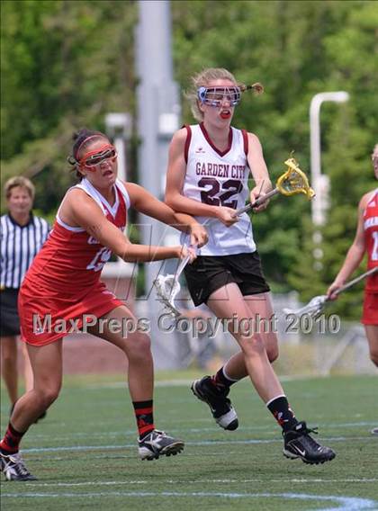 Thumbnail 3 in Garden City vs. Canandaigua (NYSPHSAA Class B Semifinal) photogallery.