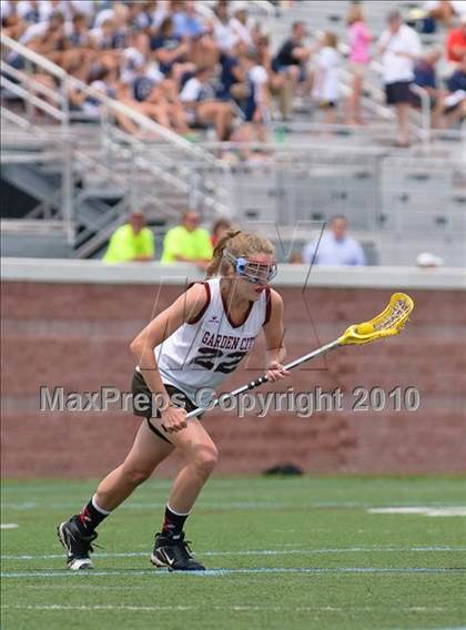 Thumbnail 2 in Garden City vs. Canandaigua (NYSPHSAA Class B Semifinal) photogallery.