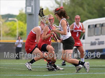 Thumbnail 1 in Garden City vs. Canandaigua (NYSPHSAA Class B Semifinal) photogallery.