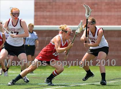 Thumbnail 2 in Garden City vs. Canandaigua (NYSPHSAA Class B Semifinal) photogallery.