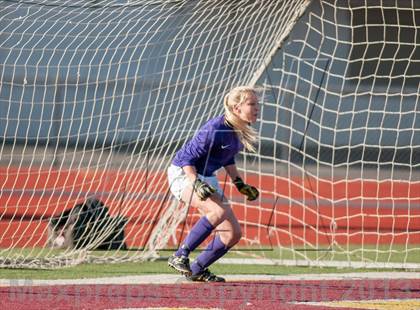 Thumbnail 1 in Royal @ Simi Valley photogallery.