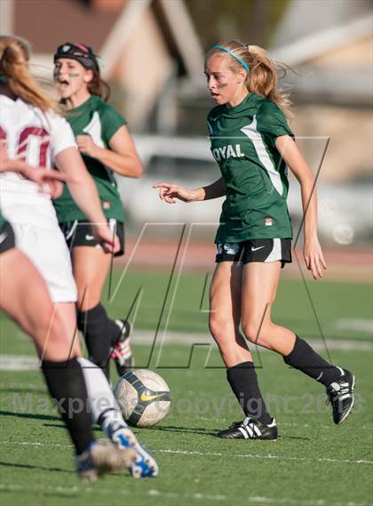 Thumbnail 3 in Royal @ Simi Valley photogallery.