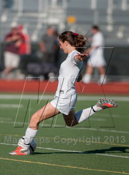 Thumbnail 2 in Royal @ Simi Valley photogallery.
