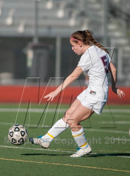 Thumbnail 2 in Royal @ Simi Valley photogallery.