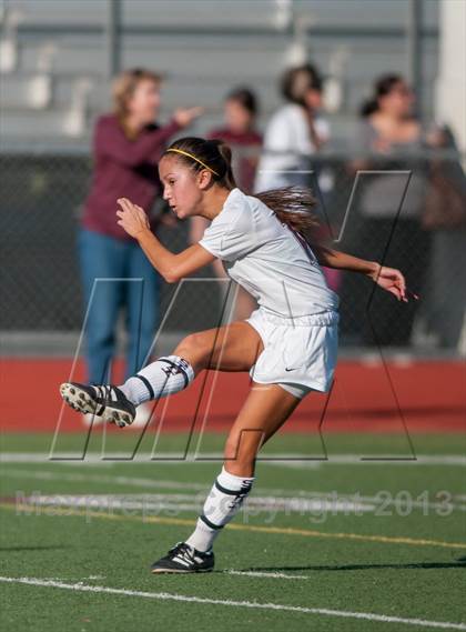 Thumbnail 3 in Royal @ Simi Valley photogallery.