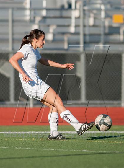 Thumbnail 2 in Royal @ Simi Valley photogallery.