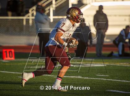 Thumbnail 1 in Maple Mountain vs Spanish Fork (Region 8 play-in) photogallery.