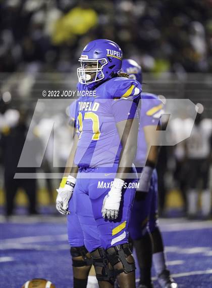 Thumbnail 1 in Starkville @ Tupelo (MSHAA 6A Semifinal) photogallery.