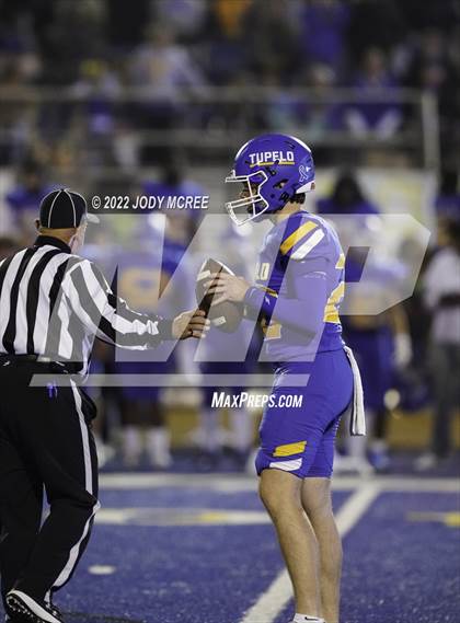 Thumbnail 3 in Starkville @ Tupelo (MSHAA 6A Semifinal) photogallery.