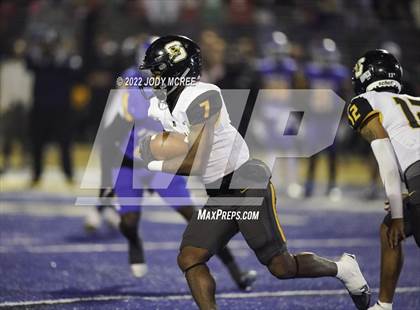 Thumbnail 3 in Starkville @ Tupelo (MSHAA 6A Semifinal) photogallery.
