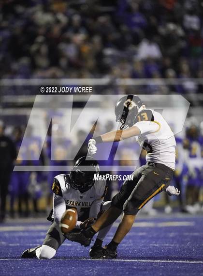 Thumbnail 2 in Starkville @ Tupelo (MSHAA 6A Semifinal) photogallery.