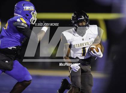 Thumbnail 3 in Starkville @ Tupelo (MSHAA 6A Semifinal) photogallery.