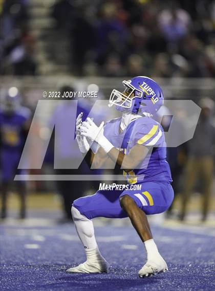 Thumbnail 3 in Starkville @ Tupelo (MSHAA 6A Semifinal) photogallery.