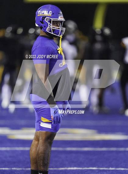 Thumbnail 2 in Starkville @ Tupelo (MSHAA 6A Semifinal) photogallery.