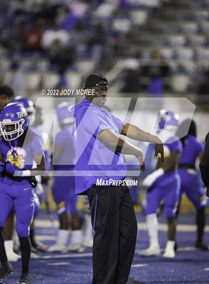 Thumbnail 2 in Starkville @ Tupelo (MSHAA 6A Semifinal) photogallery.