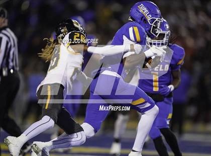 Thumbnail 2 in Starkville @ Tupelo (MSHAA 6A Semifinal) photogallery.